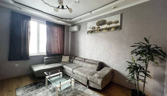 Cozy apartment, Sofia city center, 5 minutes from the metro, Netflix, and WiFi
