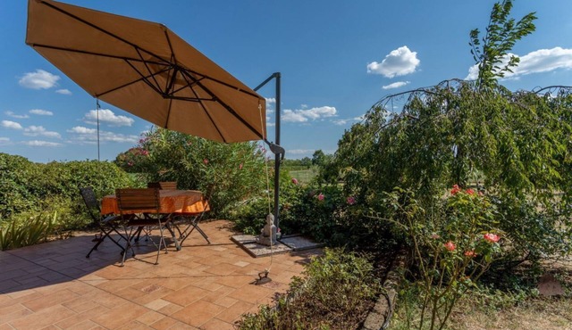 Cozy Apt with Terrace and Private parking! x4