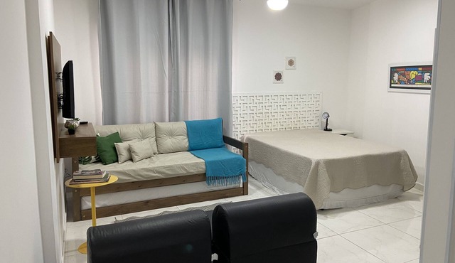 Cozy beachfront studio apartment 50m from the sea. Ouro Preto and Sabará