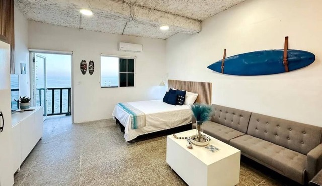 Cozy beachfront studio at heart of Puerto de La Libertad