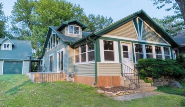 Cozy Cabin at Lake Koshkonong