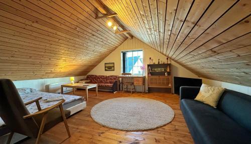 Cozy Cabin