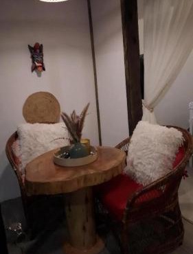 Cozy Café Studio