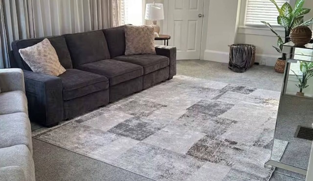 Cozy Cape Cod in lovely Allentown with modern amenities