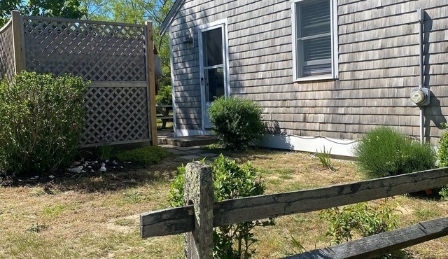 Cozy Cape Cottage - Minutes Away from National Seashore and Cape Cod Rail Trail!