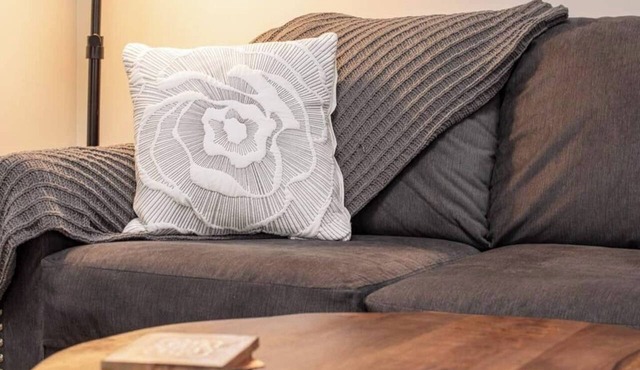 Cozy Central Loft | Pets Welcome Retreat