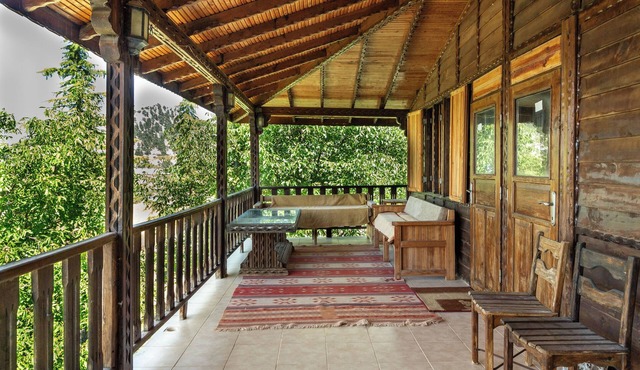 Cozy Chalet on Feslikan Plateau, 45 minutes from Konyaalti Beach