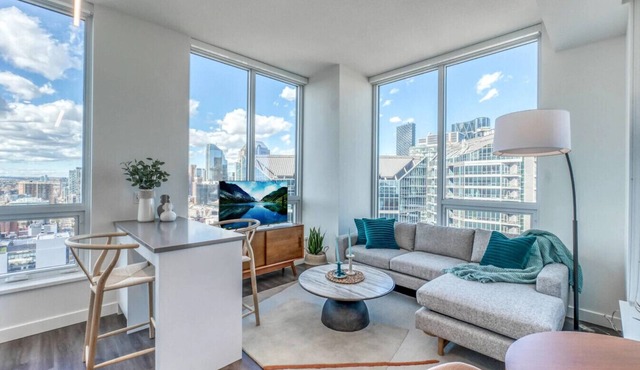 Cozy & Chic 1BR in Calgary | BLVD Beltline