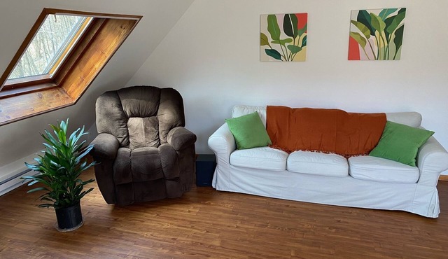 Cozy Cold Spring Getaway