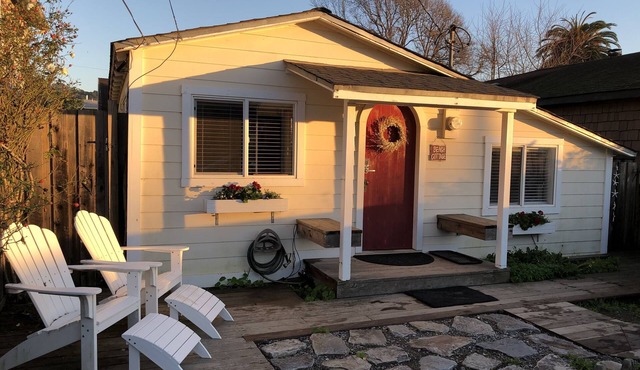 Cozy, Comfortable Beach Home, Steps from the Beach!