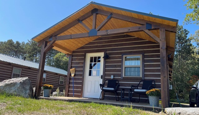 Cozy, comfortable cabin in northern Vermont for relaxing or out door adventures.