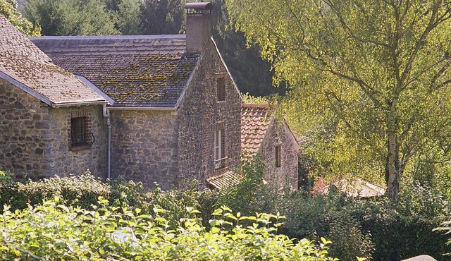 cozy, comfortable, complete, spacious 6-person. holiday home with heated swimming pool