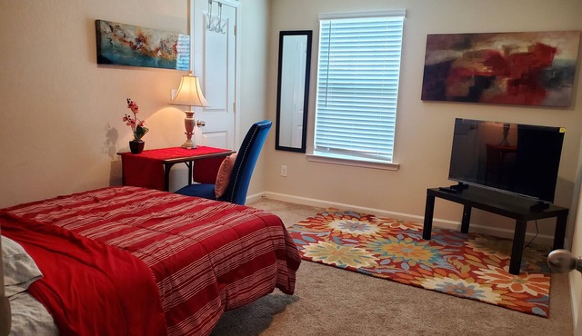 Cozy & comfortable room in Cartersville! Nearby Hyundi plant, Piedmont Hospital