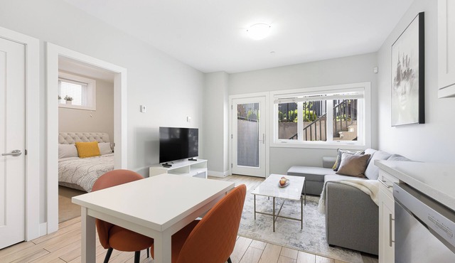 Cozy & Convenient · 2 Mins from SkyTrain · Central Location