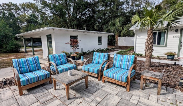 Cozy Cottage close to UF, Stadium, and downtown Gainesville!