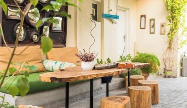 Cozy cottage in charming Dubai 5 min walk to the beach!