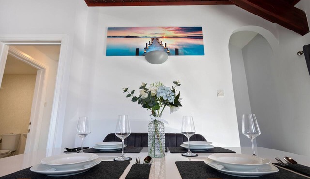 Cozy Cove Chapel on Chisel Beach Portland