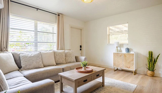 Cozy Dog-friendly Bungalow