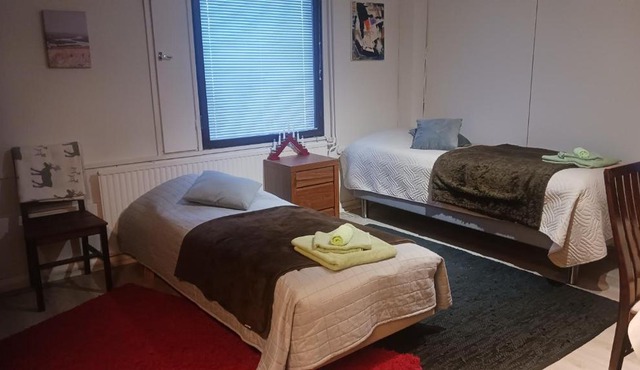 Cozy economy room for 2 persons at the shopping area