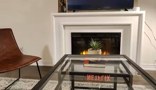 Cozy Entire Home for 10 people! 3.5 bathrooms!