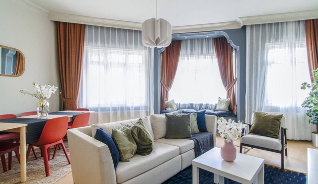 Cozy Flat 4 Mins from Galata Tower in Beyoglu