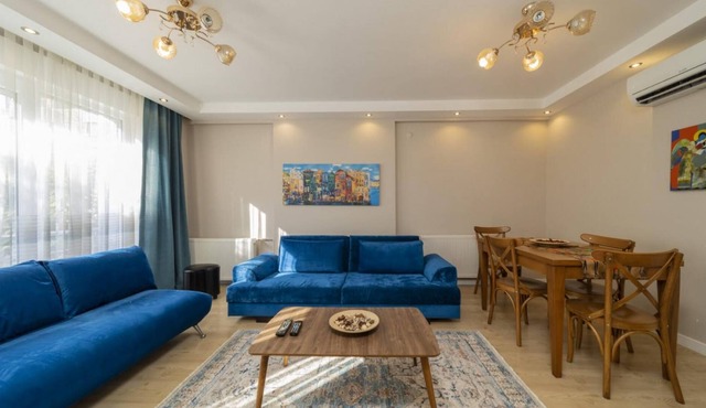 Cozy Flat with Balcony near Beach in Konyaalti
