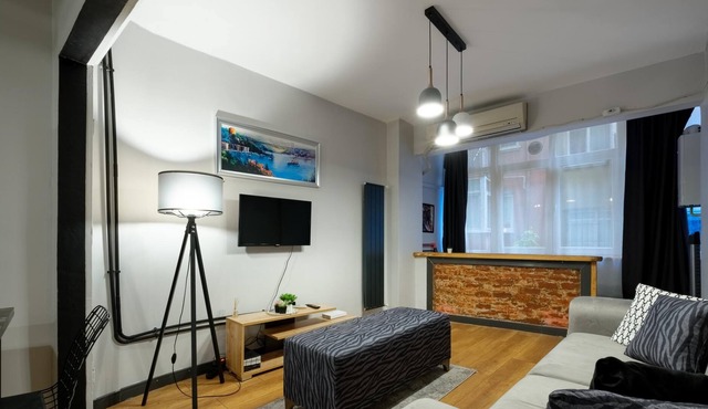 Cozy Flat with Central Location Close to Popular Attractions in Besiktas