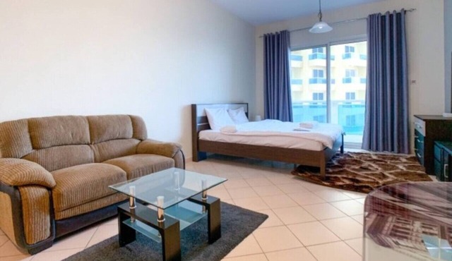 Cozy Furnished Studio