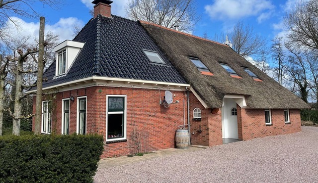 Cozy group accommodation in a wonderful environment