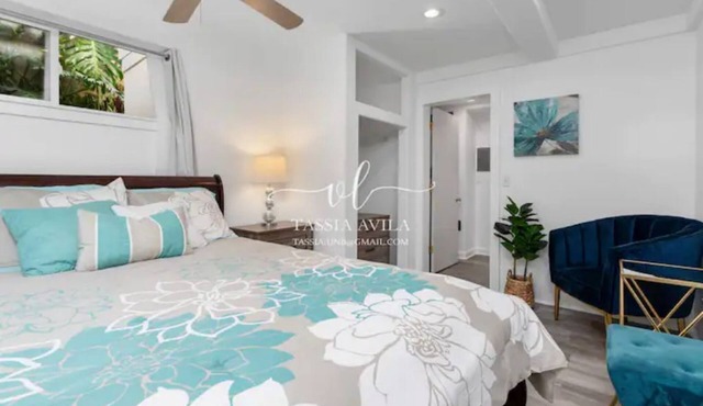Cozy Home Downtown, 2 Bed 1 Bath - Free Parking