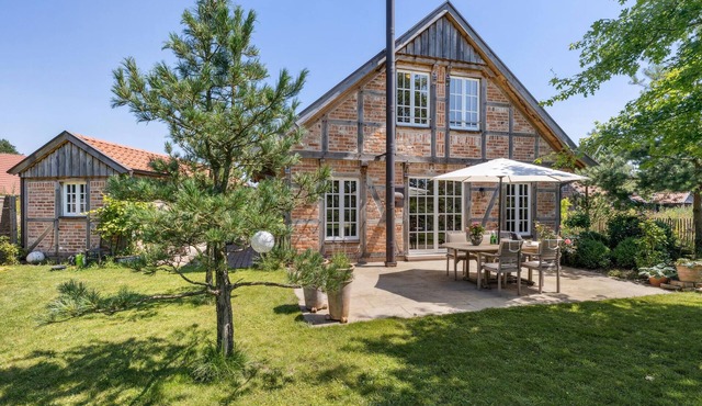 Cozy home in Warendorf with WiFi