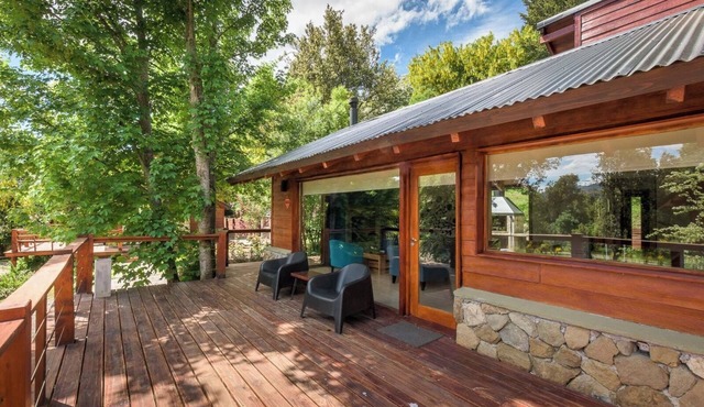 Cozy house for 6 people in a beautiful native Patagonian forest