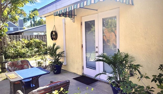 ~ Cozy In-law Apartment Close to Siesta Key ~