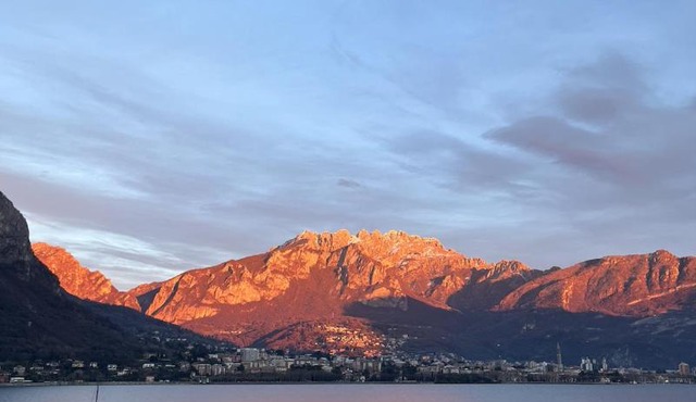 COZY LAKE COMO APARTMENTS