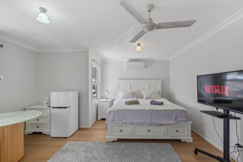 Cozy Master Room Shared Unit Parking