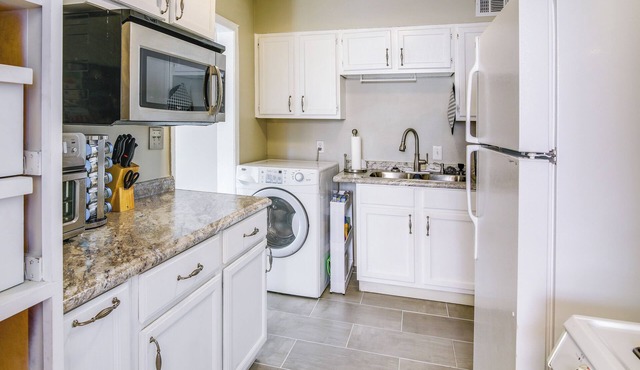 Cozy Memphis Vacation Rental Near Beale Street!