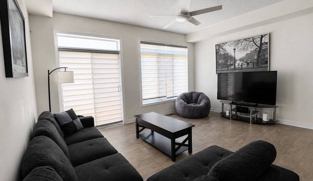 Cozy Modern 2BR Smart Townhome—Minutes from Diners, Shops & Innisfil Beach Park!