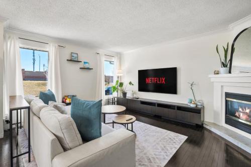 Cozy Modern Pet Friendly Homes