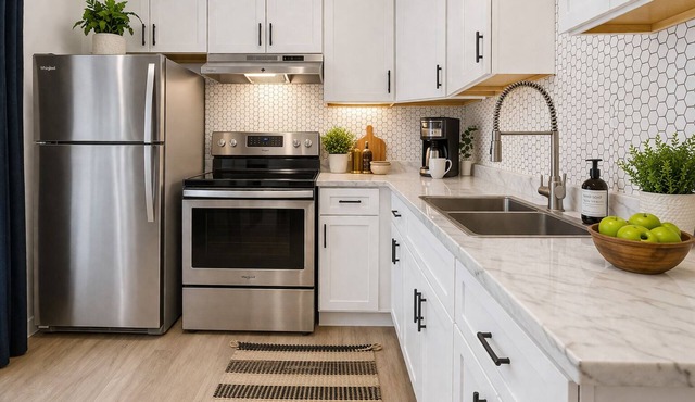 Cozy Modern Townhome in Unbeatable Chesterton Location