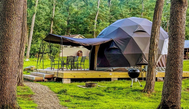 Cozy Mountain Dome Escape in the Catskills