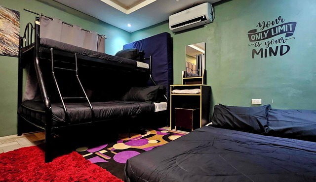 Cozy Natural Haven w/Netflix, Videoke & Alfresco Dining