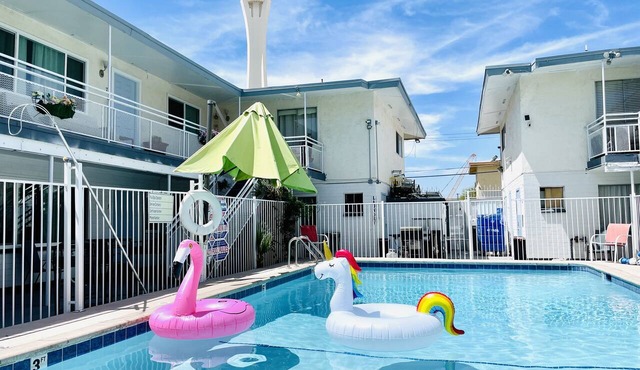 Cozy Newly renew 3BR STRIP next LVCC book best-Spot Sale pool WSOP poker summer