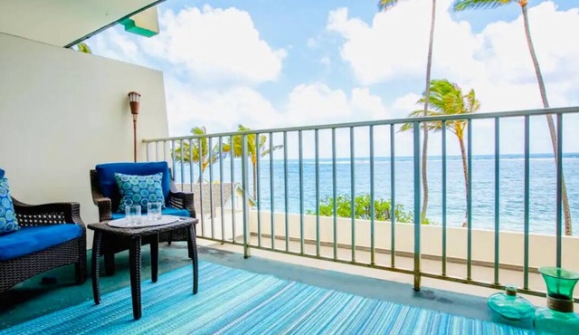 Cozy oceanfront 1-bedroom condo with WiFi, and access to sandy beach.