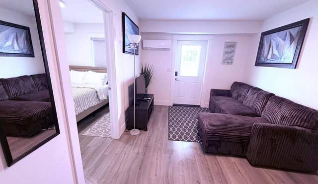 Cozy one-bedroom suite in a quiet neighbourhood with modern amenities.