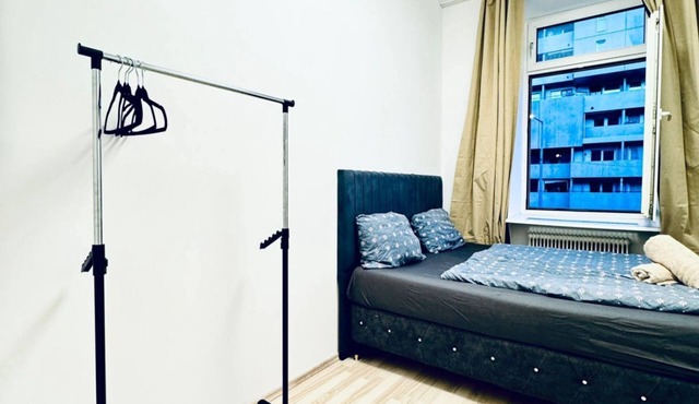 Cozy Private Room | Shared Flat Near FAC Platz