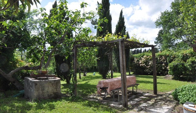 Cozy Private Stone House in Tuscany near Florence with big garden pet friendly