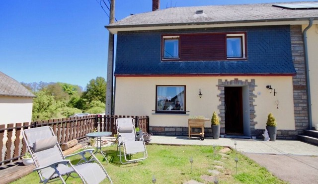 Cozy renovated house 5 minutes from Ravel