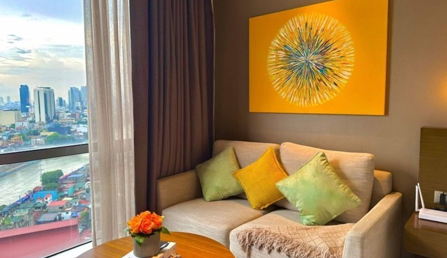 Cozy Retreat King Suite
