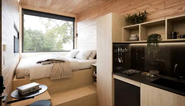 Cozy Rustic Cabin with Stargazing Windows & Hot Tub near Ranchlands, Pagosa Springs, Colorado