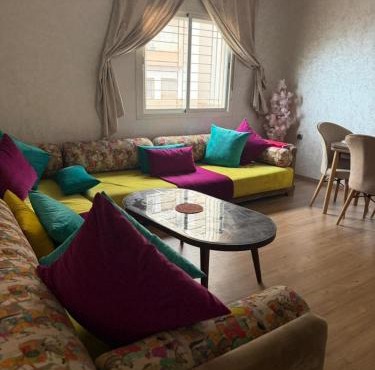 Cozy Sunny Apartment Near Beach nd Local Amenities